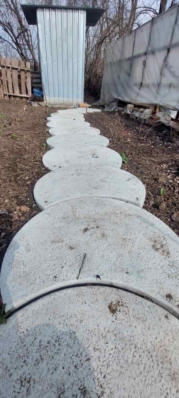 ​Доставка и монтаж бетонных элементов дорожки «Полумесяц»