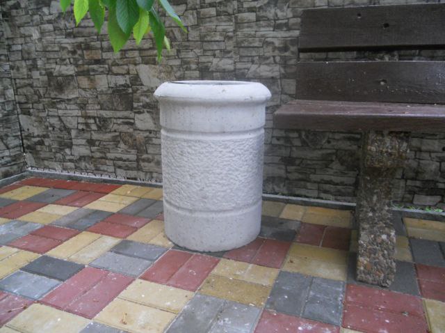 Урны для мусора уличные из бетона***Урни для сміття вуличні з бетону