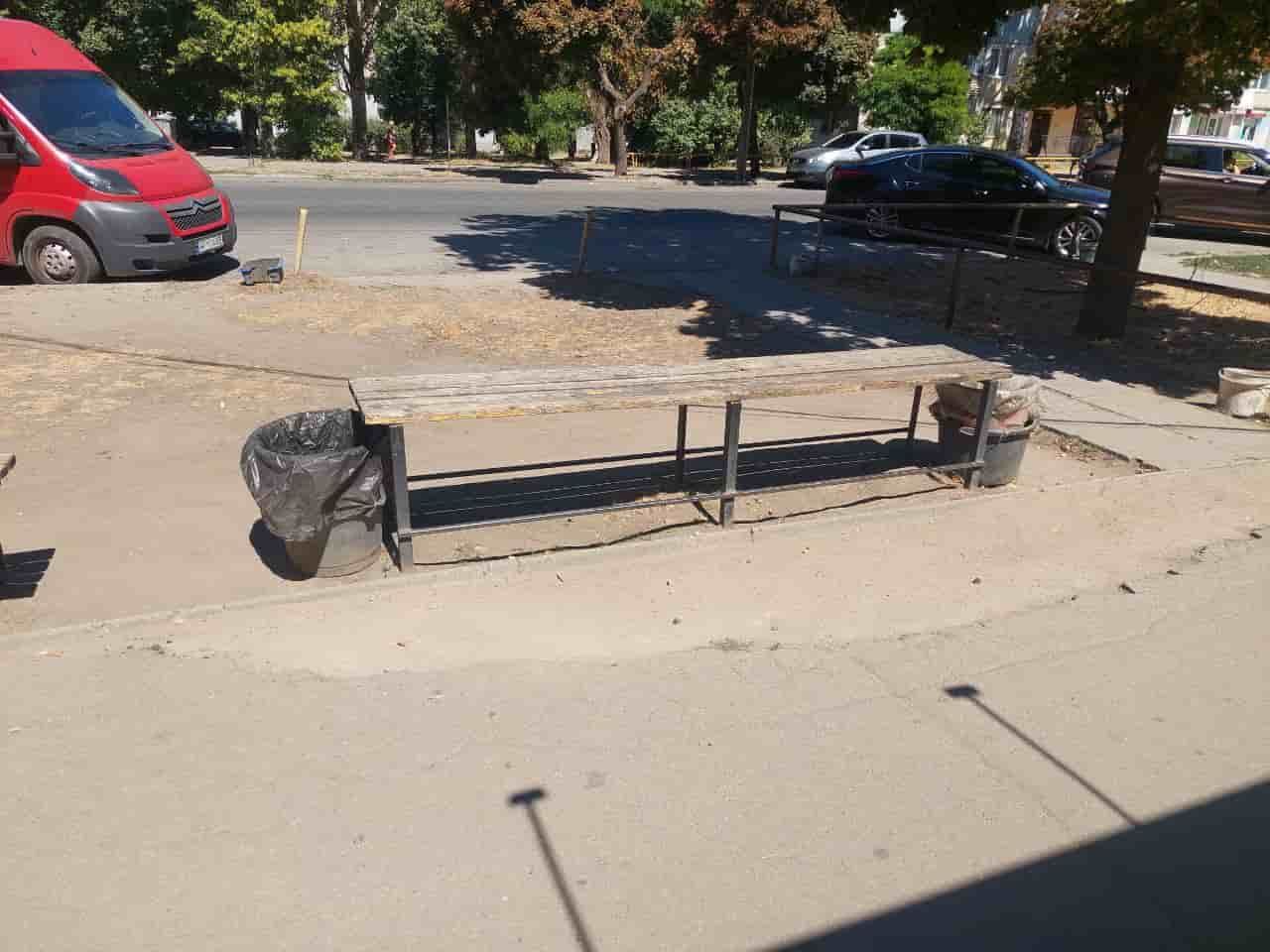 До установки урн