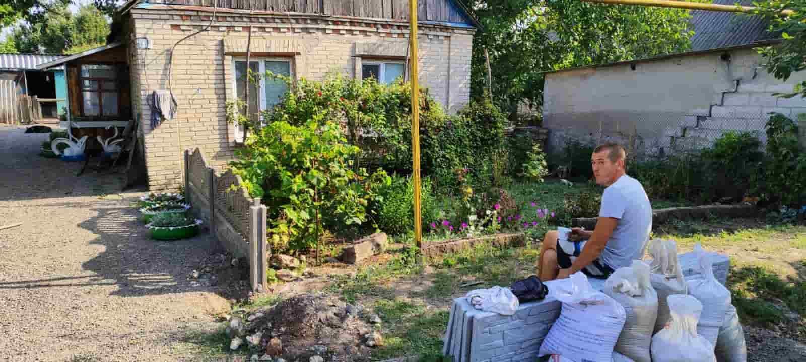 Доставка комплектующих и материалов для монтажа еврозабора