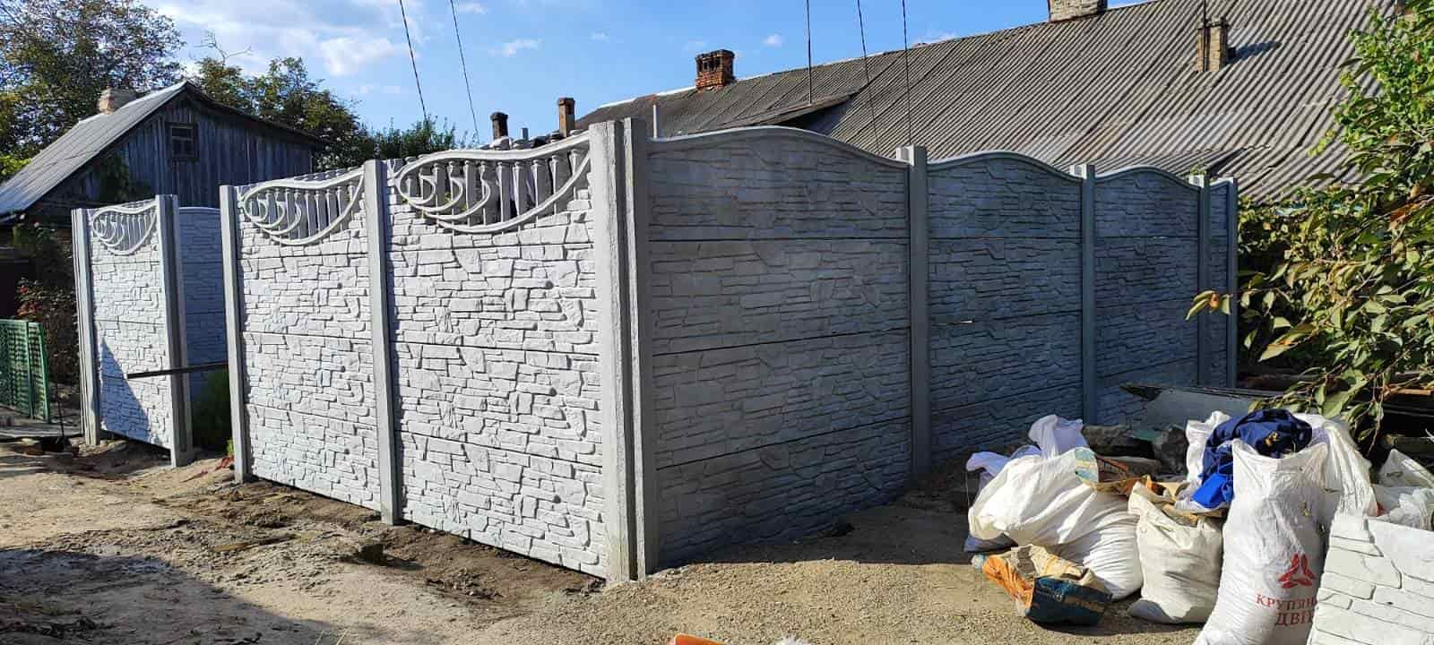 Установка бетонного забора п. Кремено